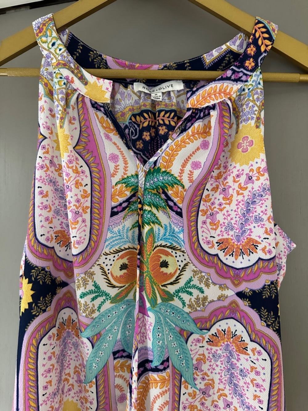 Rose & Olive Paisley Tank Top Pink Multi Sleeveless Boho Blouse - Picture 3 of 8